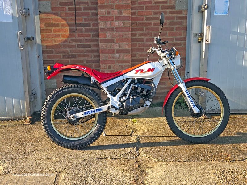 Honda TLM200R