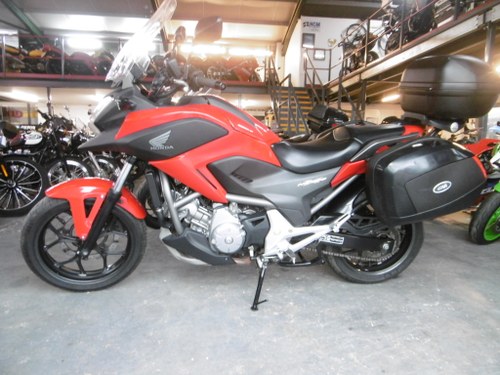 2013 Honda NC 700X £2000 extras sat nav and FSH À venda