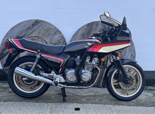 1984 Honda CB750F2 VENDIDO
