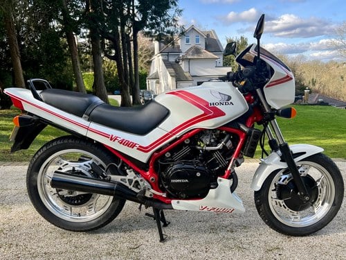 1983 Honda VF 400 SÅLD