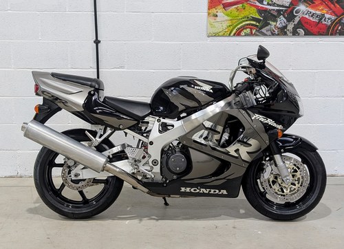 1998 Honda CBR900RR Fireblade. NOW RESERVED, DEPOSIT TAKEN VERKOCHT