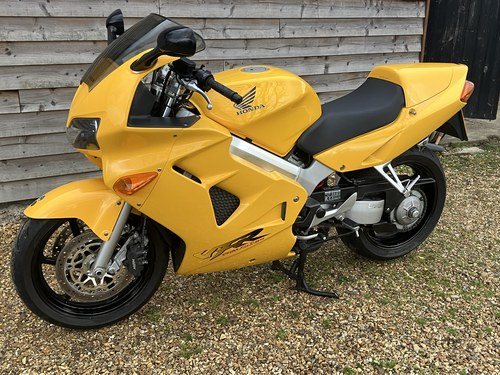 1999 Honda VFR 800 SOLD