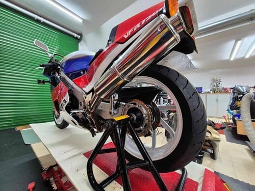 1988 Honda RC30 VFR750RJ UNIQUE RARE ( RESERVED FOR MATT ) VERKAUFT