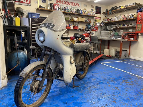 1966 Honda S90 Shed Find, Trapped Fox Included SOLD TO KEVIN VENDU