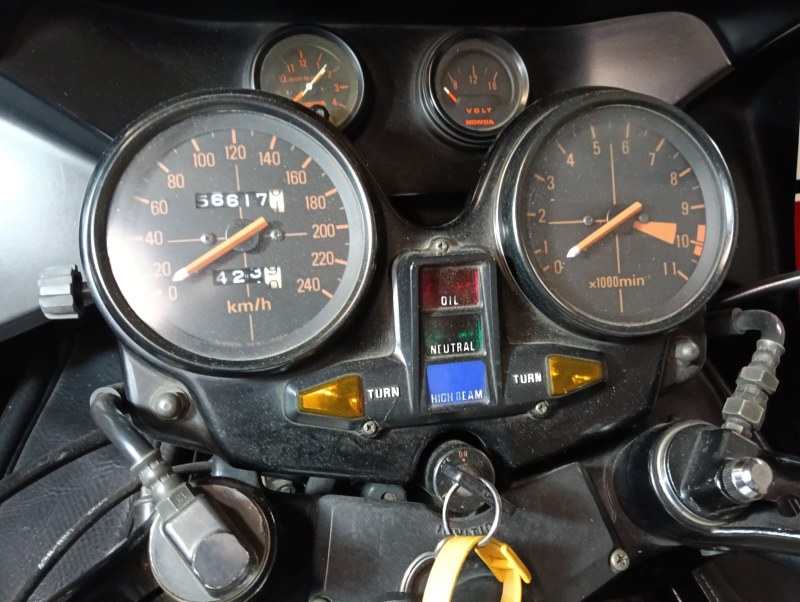 1983 Honda CB 900F - 2 1983 Honda CB 900F - 2