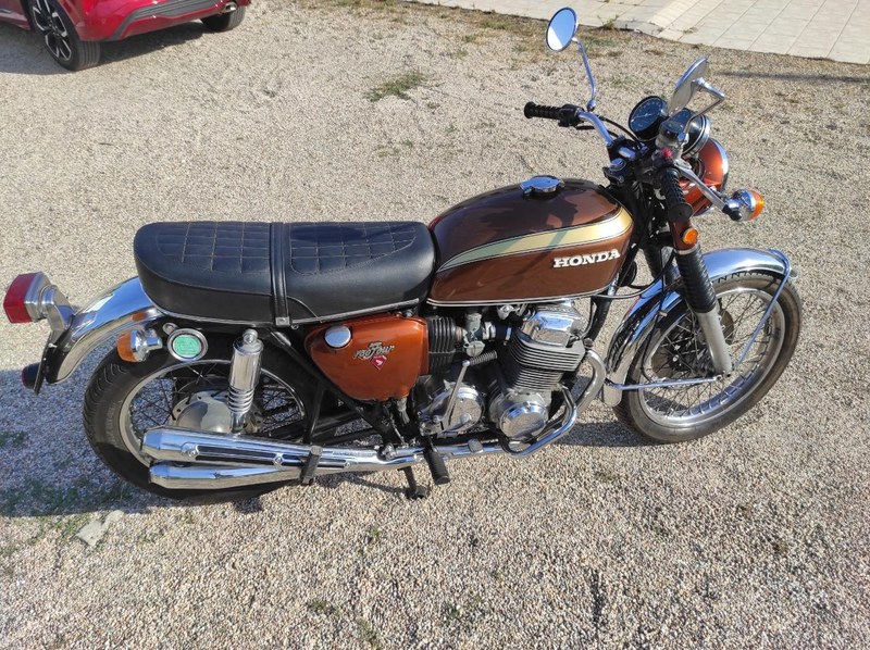 1971 Honda CB 750 - 2 1971 Honda CB 750 - 2