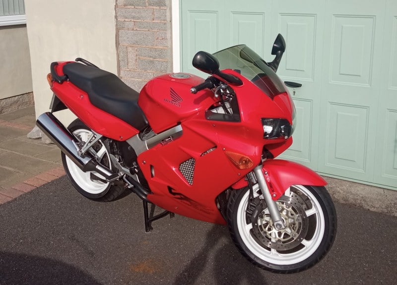 1999 Honda VFR 800 - 1 1999 Honda VFR 800 - 1