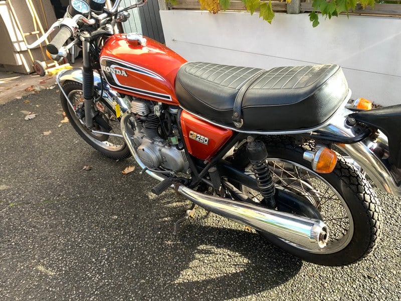 1974 Honda CB 250 - 1 1974 Honda CB 250 - 1