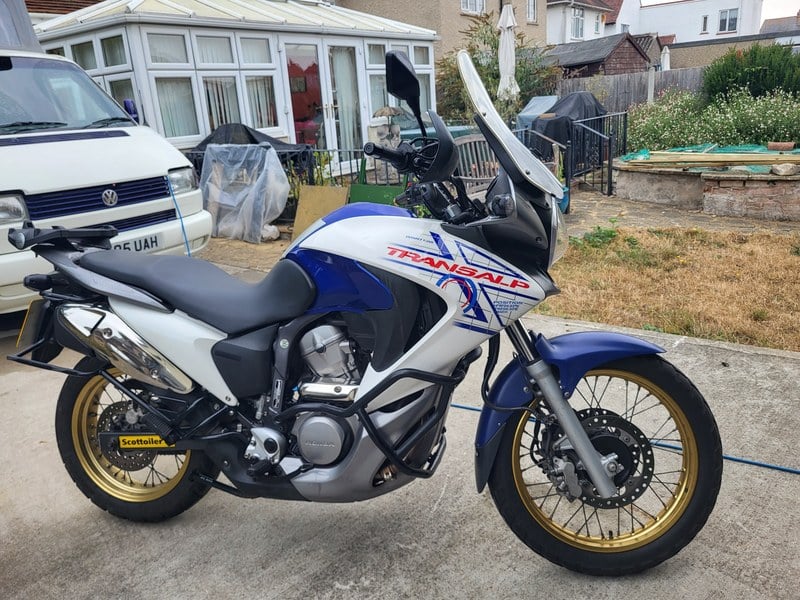 2009 Honda XL 700V Transalp - 2 2009 Honda XL 700V Transalp - 2