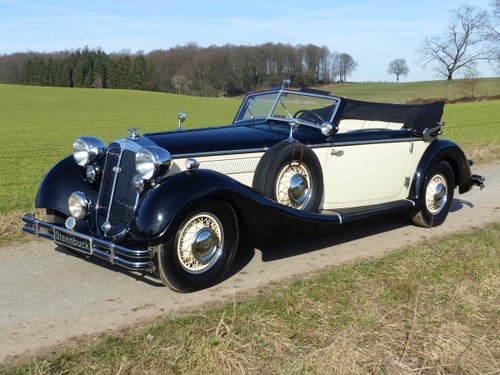 1937 Convertible with maximum smartness SOLD