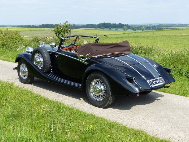 1939 Horch 830