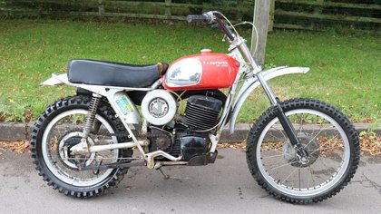 Husqvarna 400 Cross 1972 in standard ands raced condition