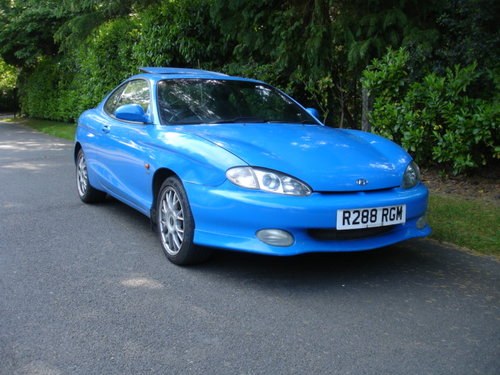 1998 Hyundai Coupe Rare F2 Model Finished in Hyundai Racing Blue In vendita