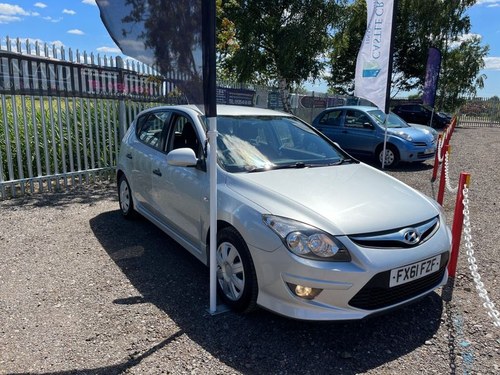 2011 Hyundai i30 1.6 crdi classic 5dr Kaufen Bei