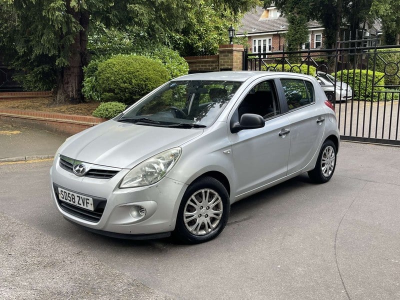 Rapid Classics: Eine Suche. Alle Oldtimer. 8 » Rapid Classics: Eine Suche. Alle Oldtimer. 2008 Hyundai I20