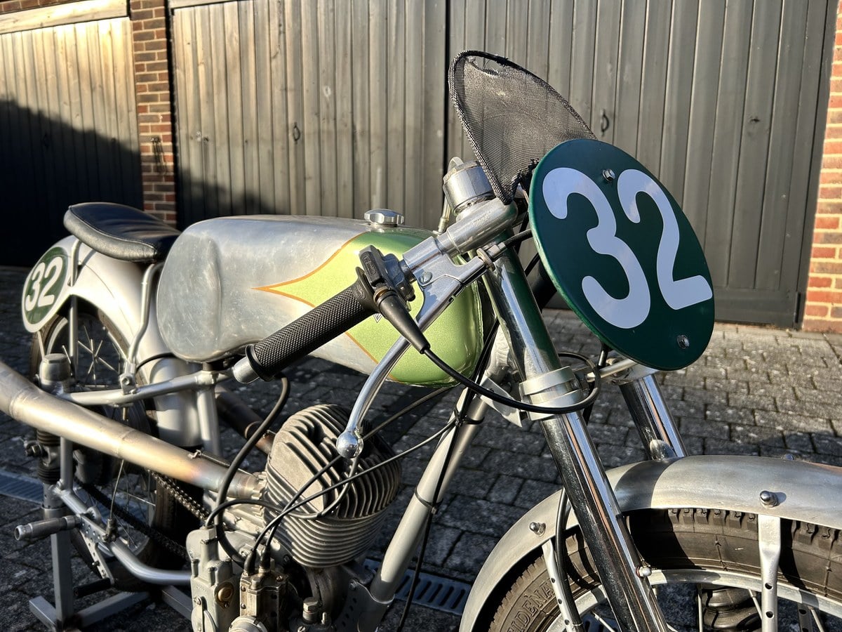 Ifa 125 1951 IFA DKW RT 125 Racer Evocation Flerfärgad i Storbritannien - Till ...