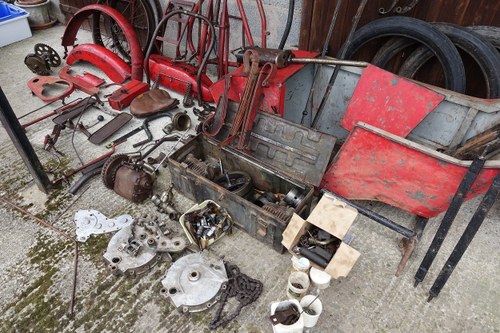 1918 Vintage Motorcycle and Sidecar for restoration For Sale