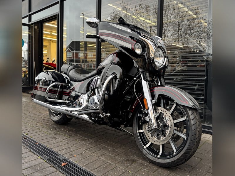 2018 INDIAN CHIEFTAIN LIMITED 1811 * 18,000 MILES * WARRANTY