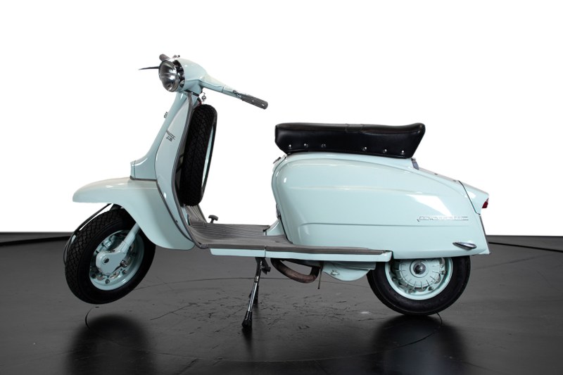 HOT Scooter Lambretta Innocenti 125 Li 1964 Innocenti