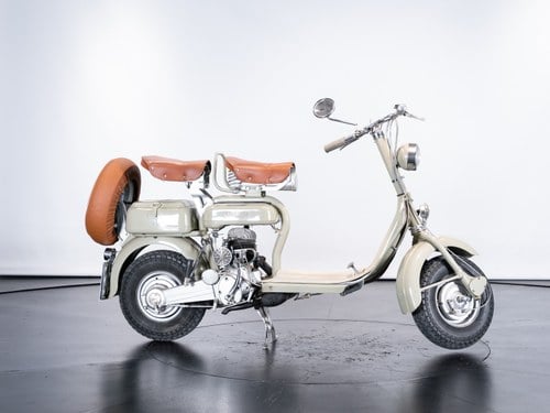 Vendo Lambretta Vespa 125 Vendo 1957 Lambretta Lambretta 125 Vendo