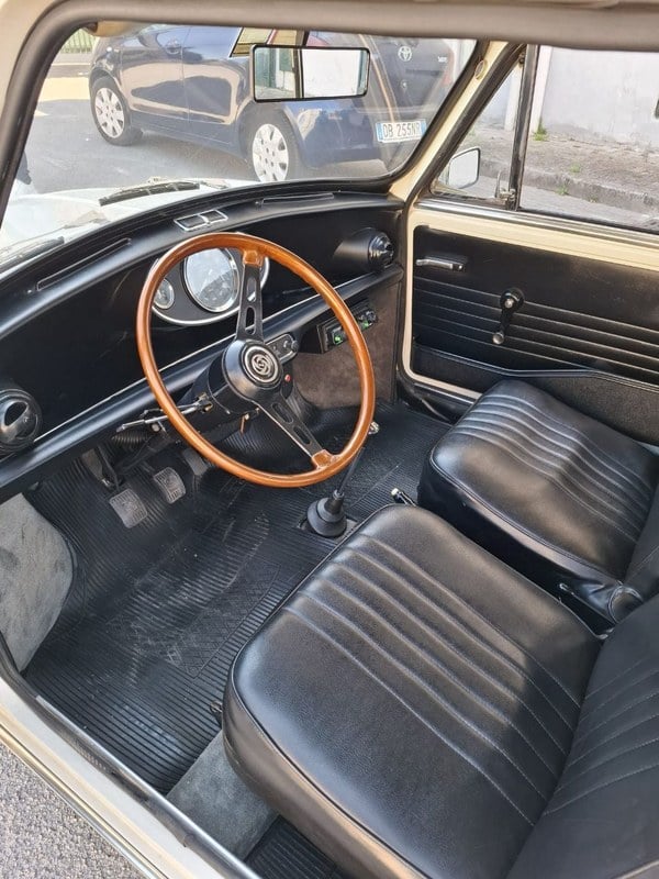 1976 Innocenti Mini - 2 1976 Innocenti Mini - 2