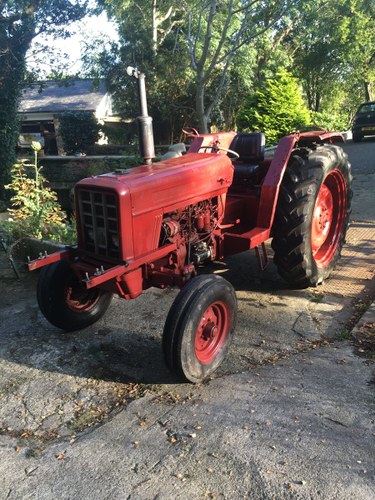 1974 International tractor 674 For Sale