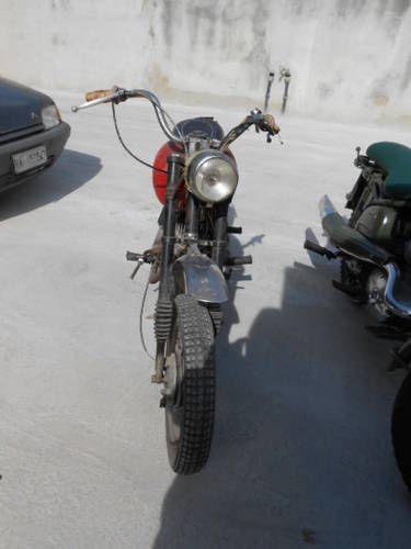 Iso moto 125 to restore In vendita