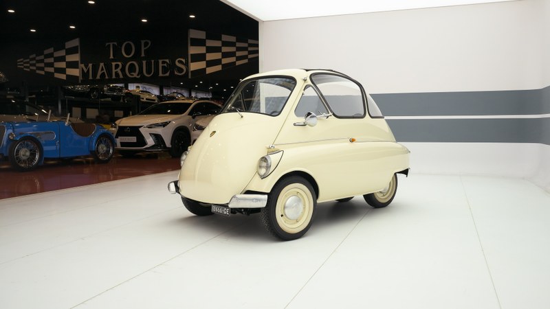 1955 IsoRivolta Isetta - 1 1955 IsoRivolta Isetta - 1
