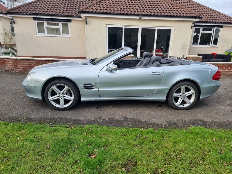 2005 Mercedes SL Class - 2 2005 Mercedes SL Class - 2