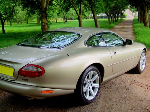 1996 Jaguar XK8 4.0 litre 74000 miles FSH For Sale