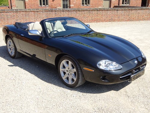 JAGUAR XK8 4.0 CONVERTIBLE 2000 COVERED 86K MILES FROM NEW For Sale
