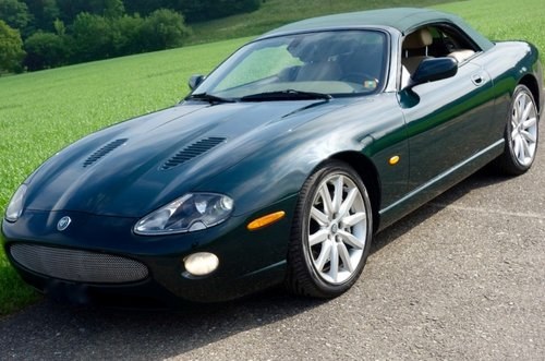2004 Jaguar XKR 4.2 Cabriolet SOLD