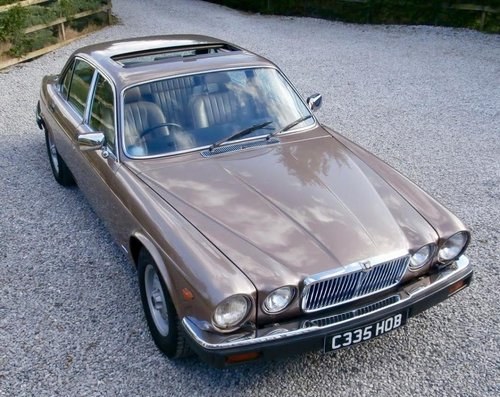 **REMAINS AVAILABLE**1985 Jaguar Sovereign V12 For Sale by Auction
