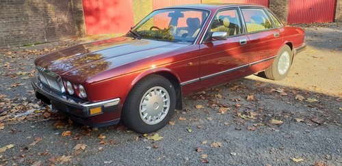 1993 XJ40 4.0 - Fine example of a Classic Jaguar For Sale