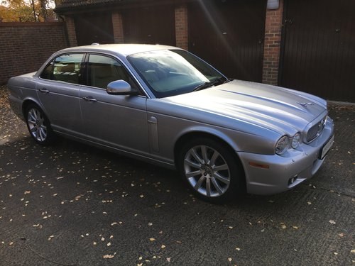 2009 Stunning Xj6 with only 45k miles, X358 one of the last! For Sale