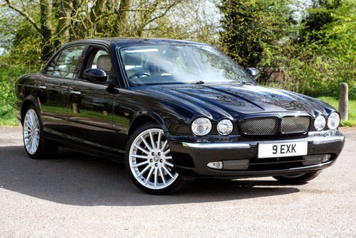 Jaguar XJ8 2004 -  Black - Petrol 3.5L V8 - For Sale