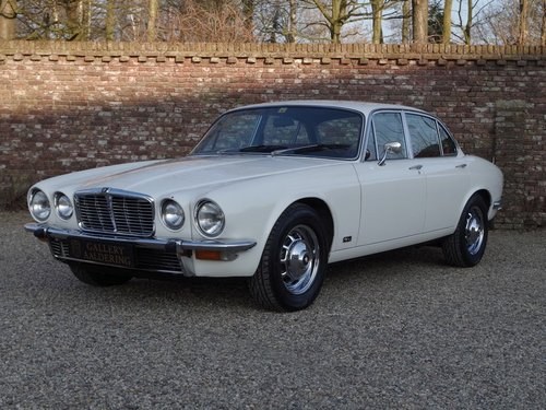 1974 Jaguar XJ6 4.2 series 2 from second owner, stunning conditio For Sale