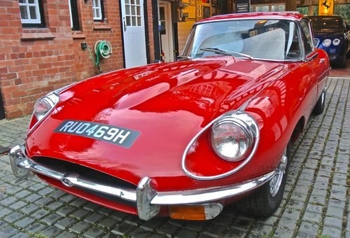 1969 JAGUAR E TYPE SERIES II 2+2 Coupe Auto   RHD with sun roof For Sale