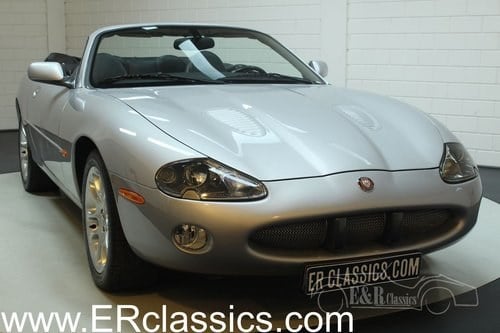Jaguar XKR Cabriolet 2000 Navigation system For Sale