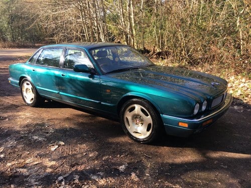 1997 Jaguar XJR X306 51k perfect original and rust free 75HD Pics En Venta