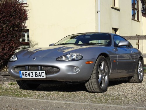 2000 Jaguar Racing Team’s car, the first Silverstone Kaufen Bei