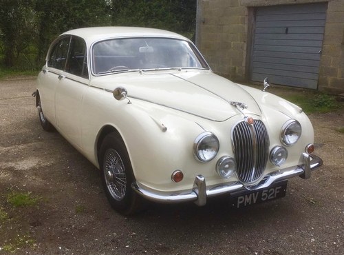 1967 Jaguar 3.4 Mk2 MOD Old English White For Sale