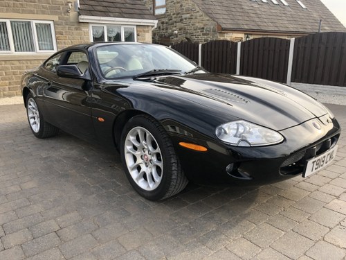 1999 Jaguar XKR For Sale by Auction