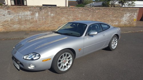 2001 XKR COUPE SILVER/GREY LEATHER In vendita