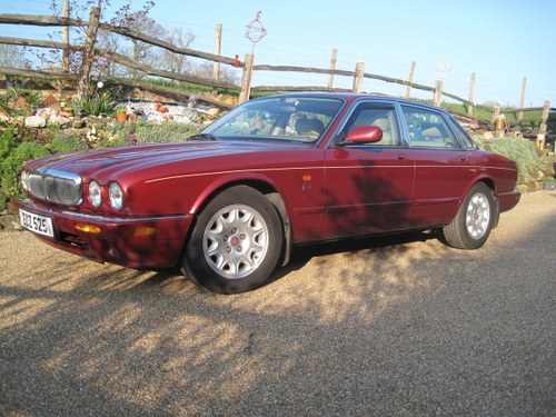 1999 Jaguar Sovereign SWB 4.0 litre V8  XJ8. For Sale