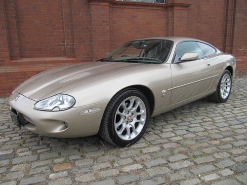 2001 Jaguar XK8 Coupe - Just 25800 miles only For Sale by Auction