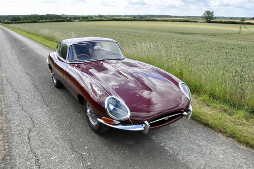 Fully Restored - 1961 Jaguar E-Type 3.8 Flat-floor RHD For Sale