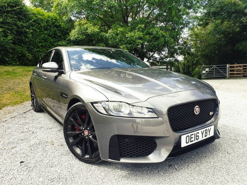 2016 Jaguar XF-S 3.0V6 SuperCharged Stunning colour combination  In vendita