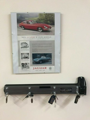 Custom Jaguar Cam Cover Key Holder In vendita
