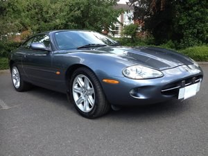 1997 Jaguar XK8 coupe 4.0L in very good condition For Sale